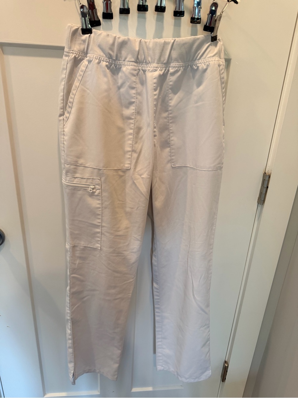 Scrubology White Stretch Cargo Scrub Pants Women M Medical Nursing
